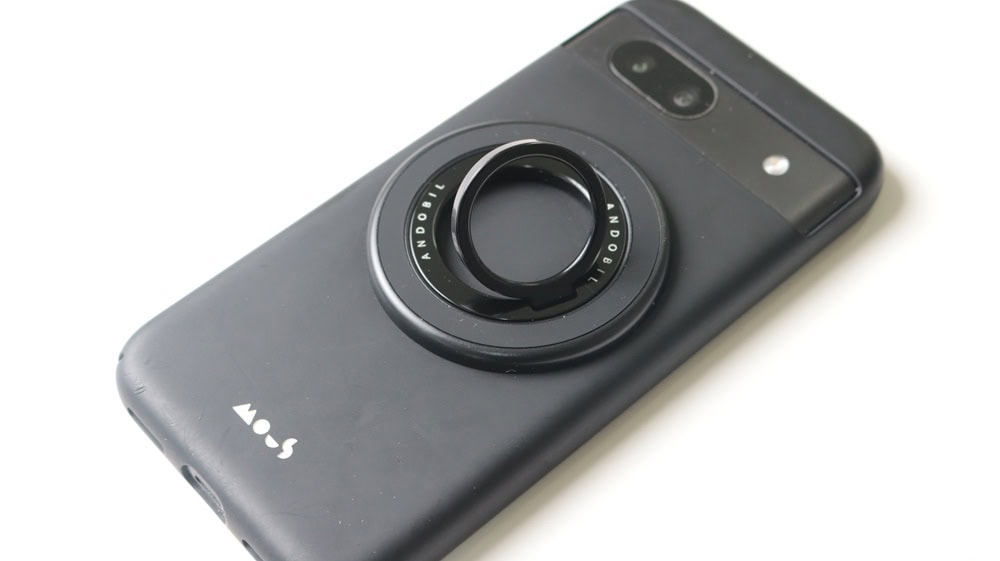 Andobilスマホリングを左手持ち