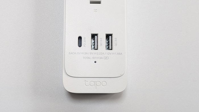 Tapo P300のUSBポート