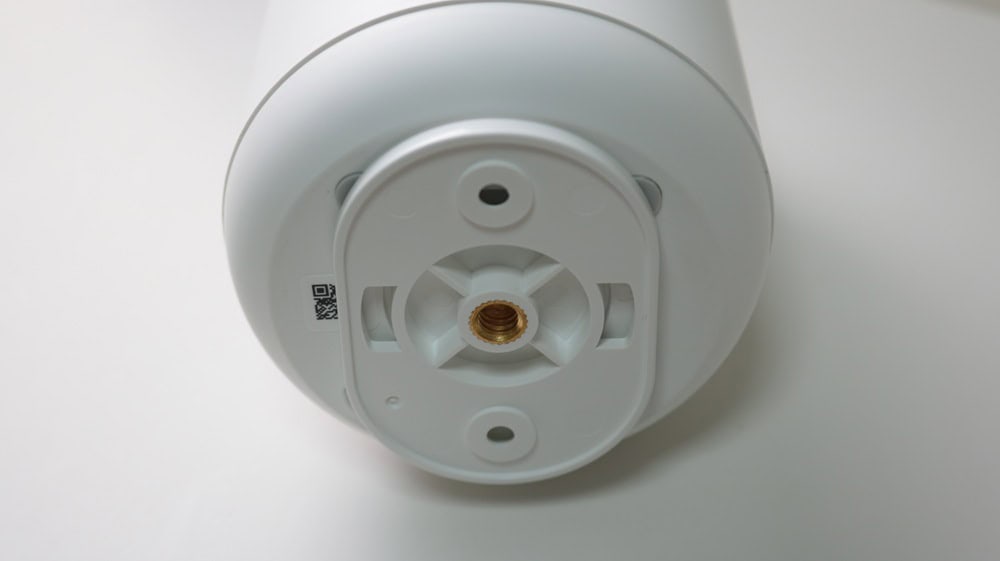 SwitchBot見守りカメラPlus 3MPの台座の1/4ネジ