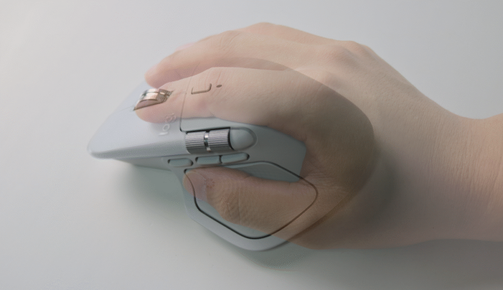 MX Master4を使用中のイメージ