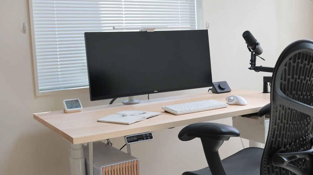 デスクの全体像