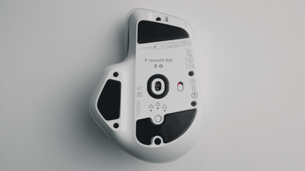 MX Master 4の背面