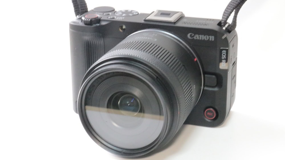 Canon EOS R50Vはどんなカメラ?